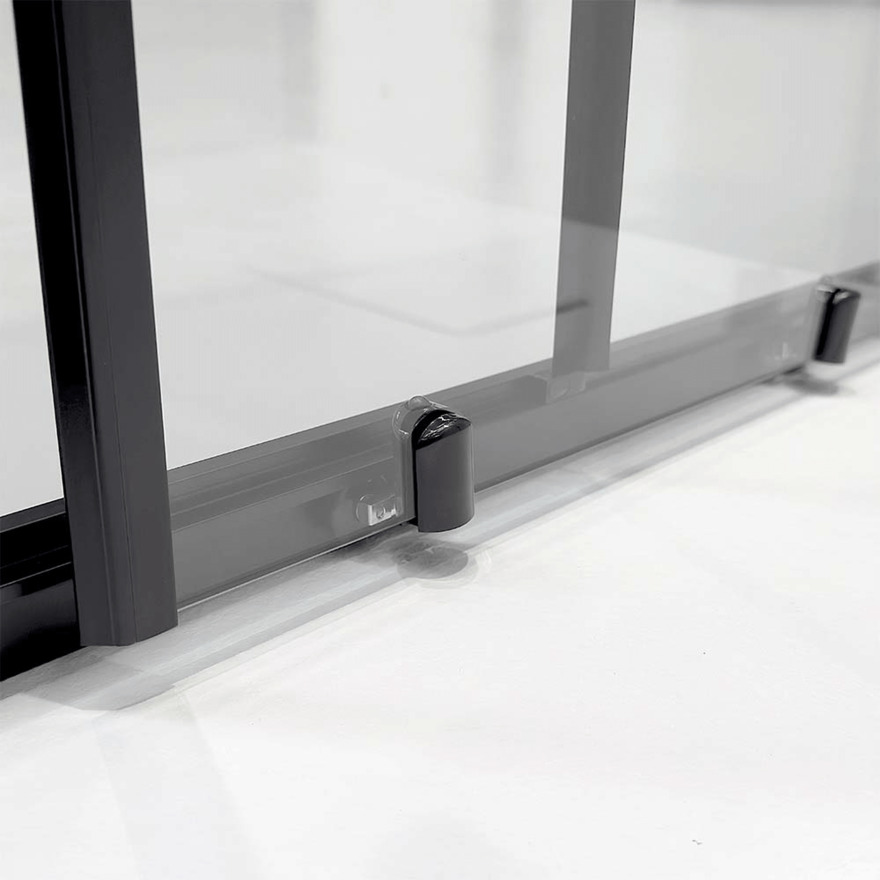 Box Doccia Angolare Scorrevole 70x100 Feridras "T-Special" Nero Opaco/Vetro Trasparente