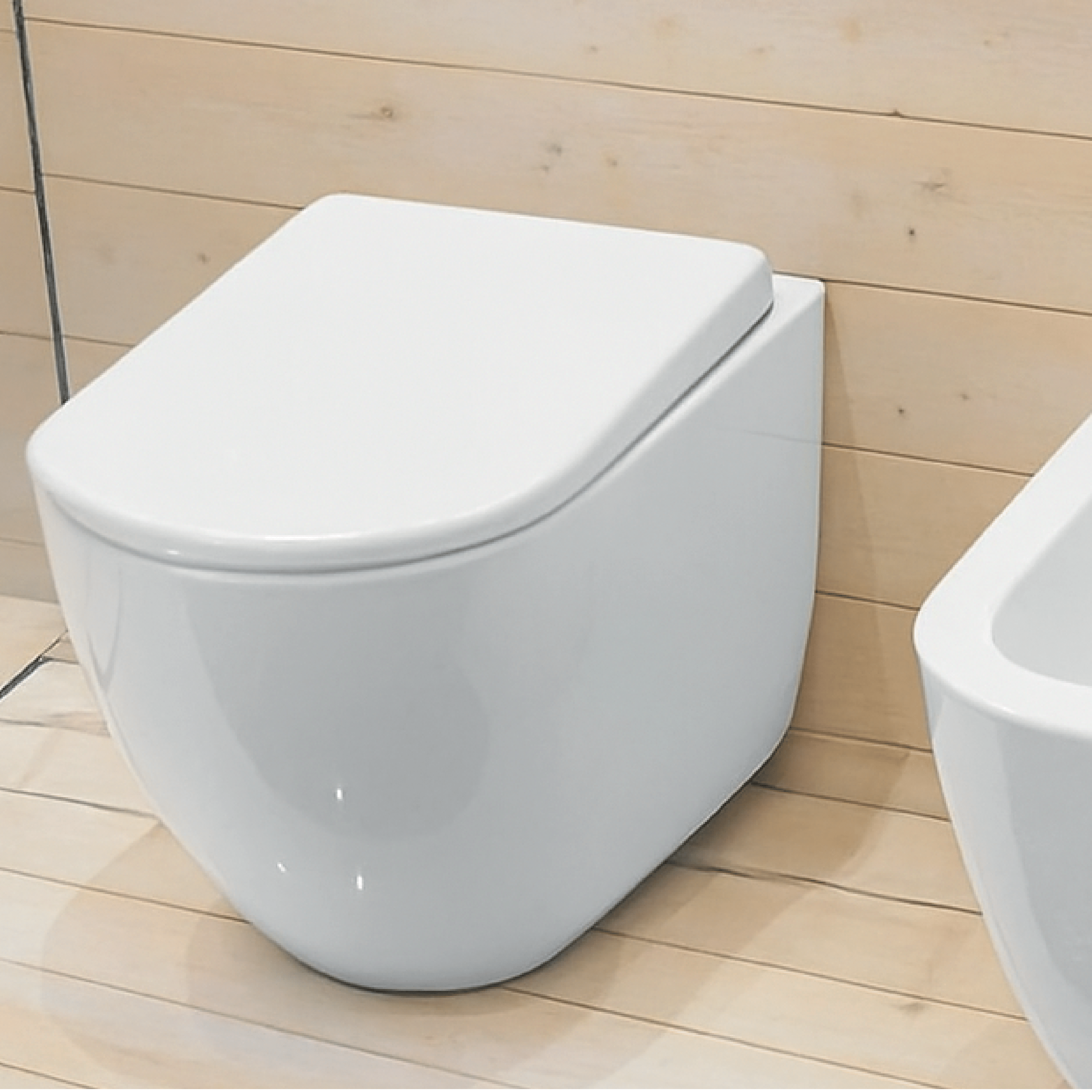 Wc a Terra Ceramica Cielo "Fluid" Bianco Lucido