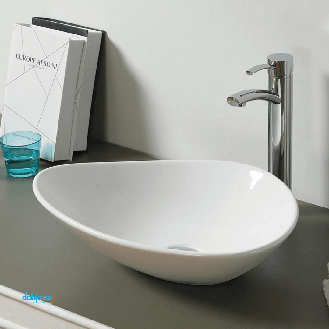 Lavabo D'Appoggio Asimmetrico "Break The Rules" Da 53 Cm In Ceramica Finitura Bianco Lucido - Dabicasa