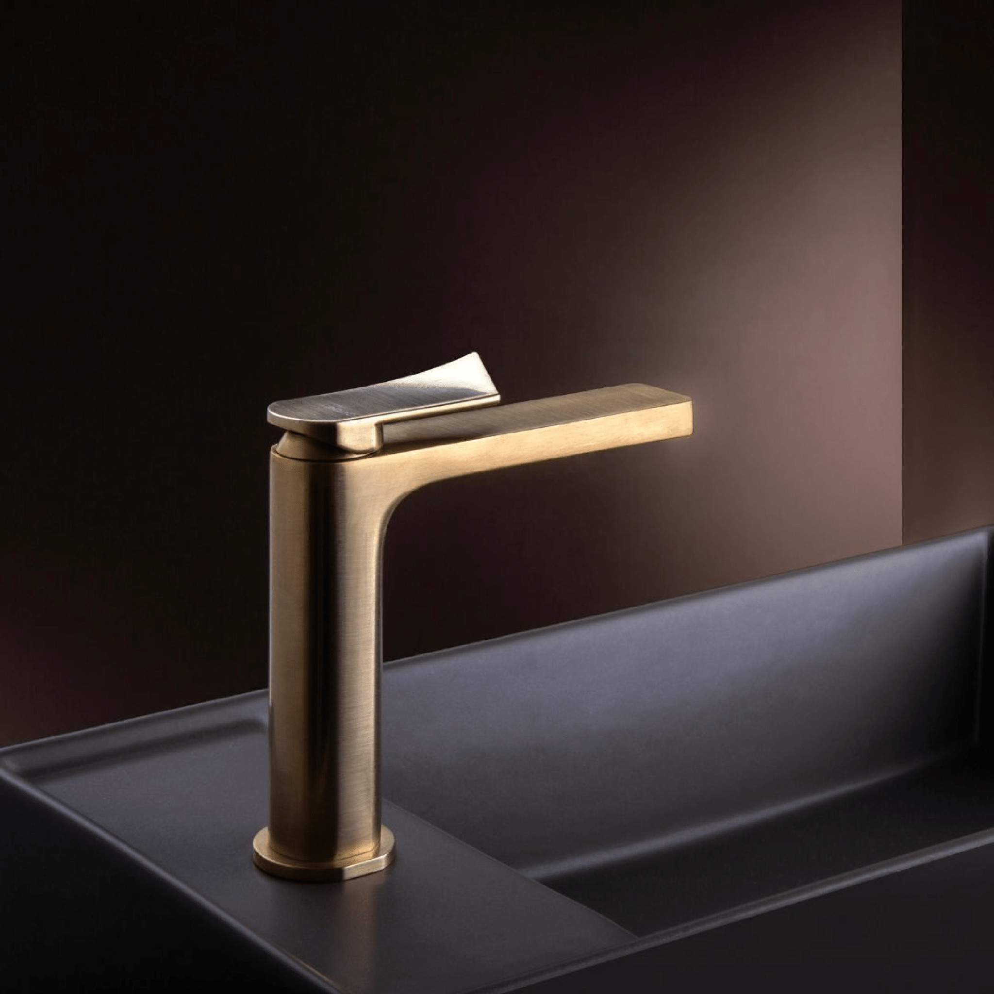 Miscelatore Lavabo Monoforo Con Scarico Gattoni Rubinetteria "Soffiò" Oro Satinato - Dabicasa