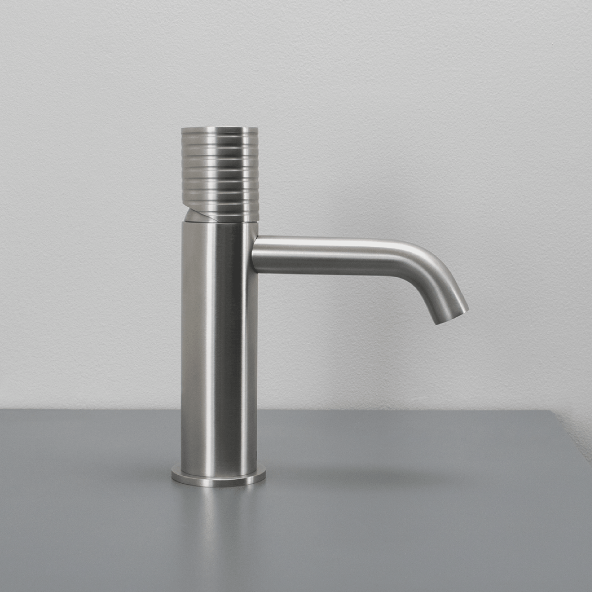Miscelatore Lavabo Senza Scarico SuperInox "O Plus" Inox Spazzolato - Dabicasa