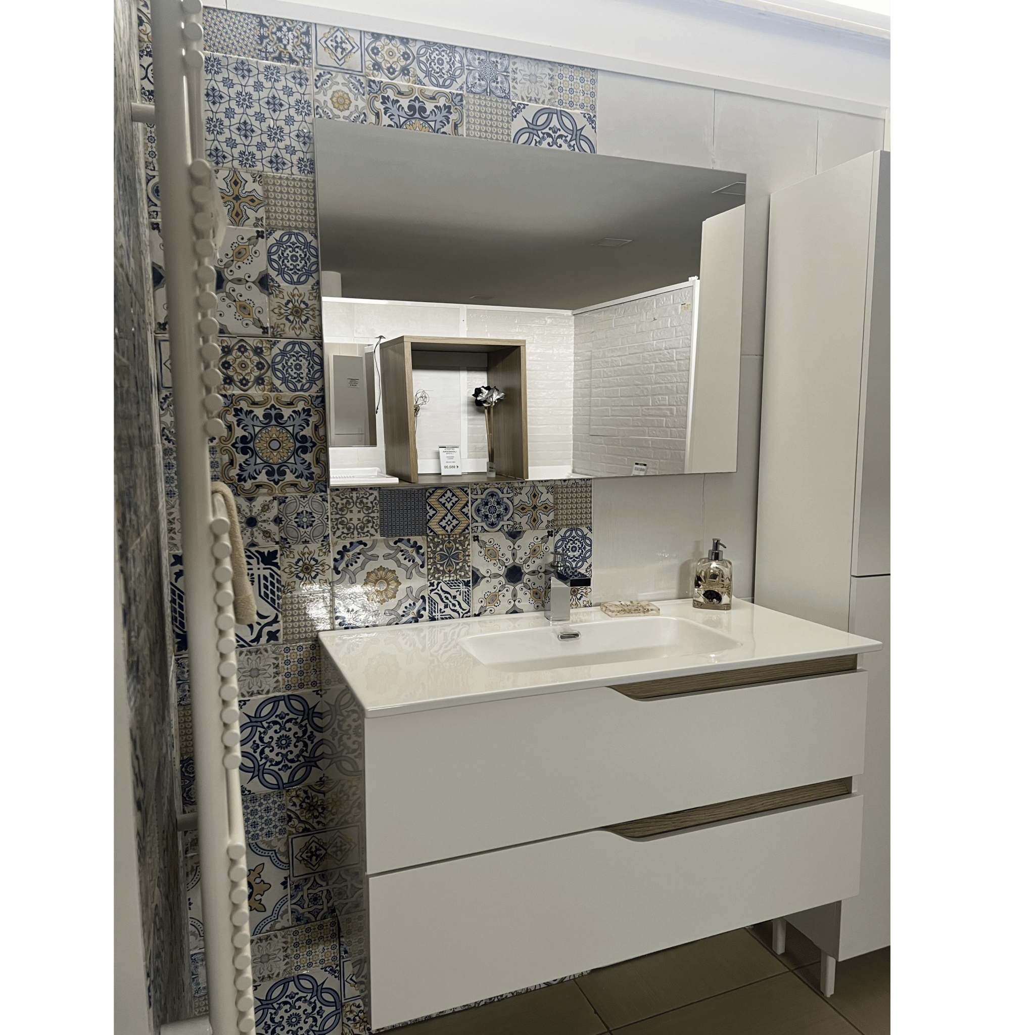 Mobile Bagno Sospeso 100 Cm Due Cassetti Specchio Con Lampada Led 100x70 Cm Savini "Grace 2" - Dabicasa