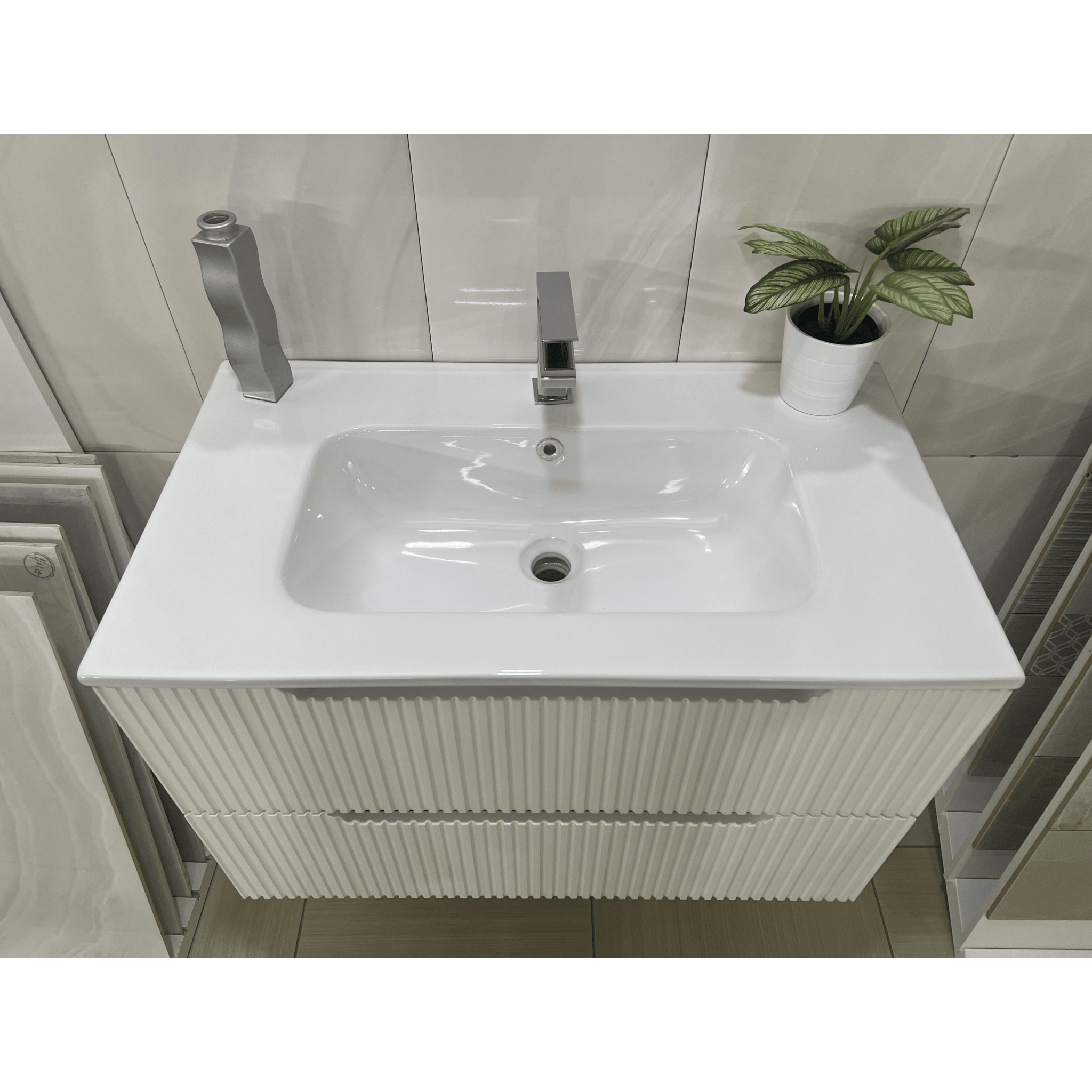 Mobile Bagno Sospeso Cannettato 80 Cm Due Cassetti Specchio Con Lampada Led 60x80 Cm Savini Due "Ibiza" Bianco Lucido - Dabicasa