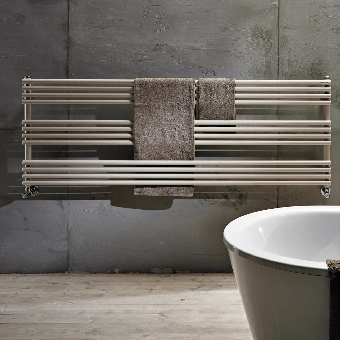 Termoarredo Scaldasalviette Orizzontale 120x58,4 Interasse 116 cm Antrax "Bdo 25" - Dabicasa