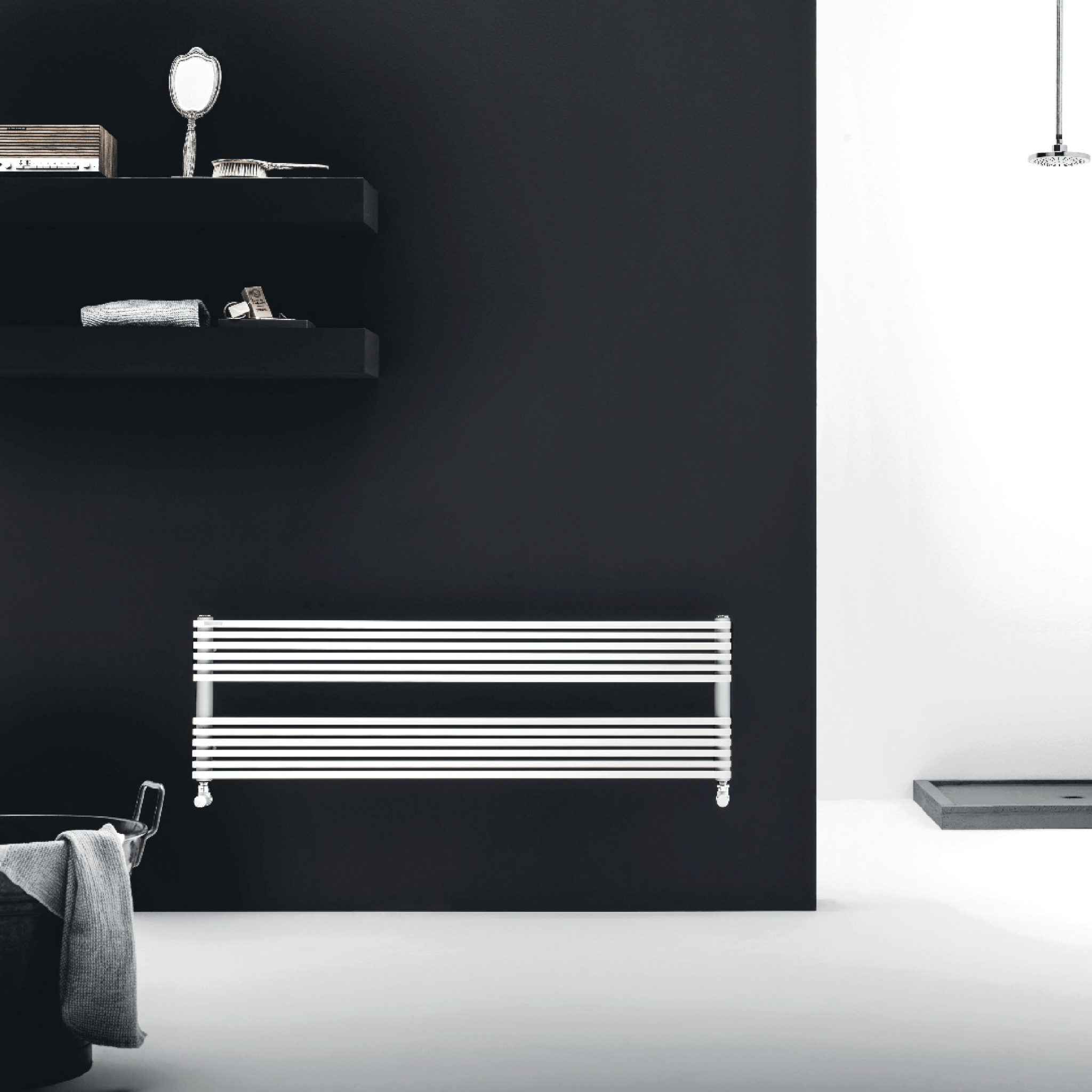 Termoarredo Scaldasalviette Orizzontale 160x36,8 Interasse 156 cm Antrax "Bdo Trim" - Dabicasa